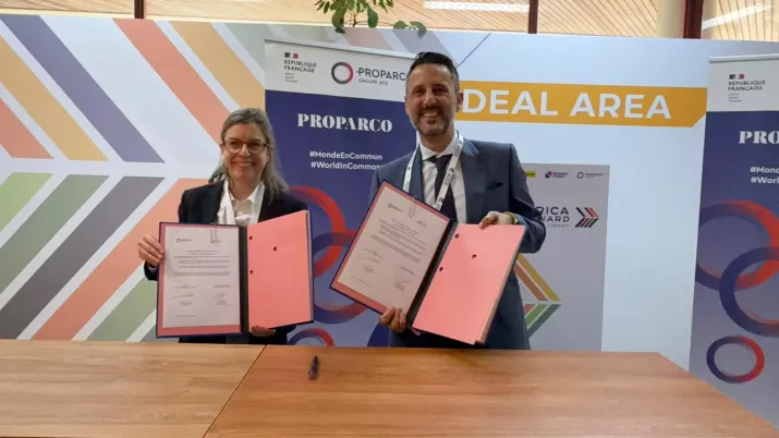 Cérémonie de signature en marge de l'Africa Forward Summit organisé entre la France et le Kenya à Nairobi